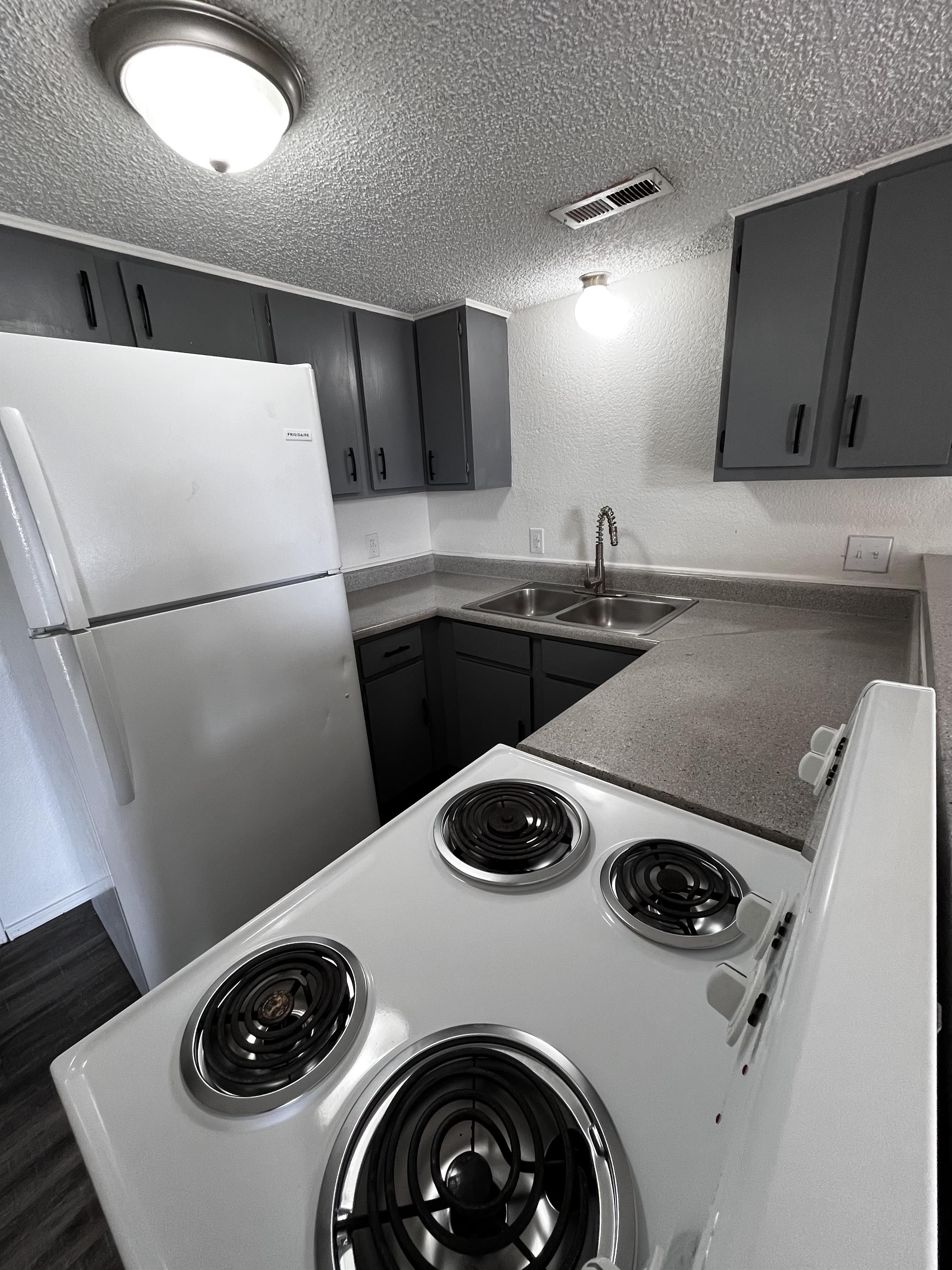 3509 North Nesbitt Ave - H